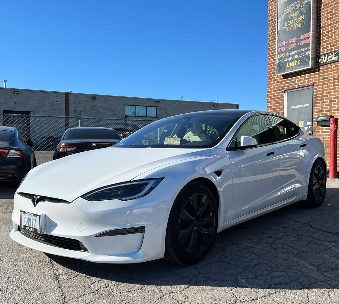 9 second car #plaid #tesla #teslaplaid #teslamodels #cars #autobody #bodyshop #teslalife #teslacars #teslaclub #bodyshop #collisionrepair (1)
